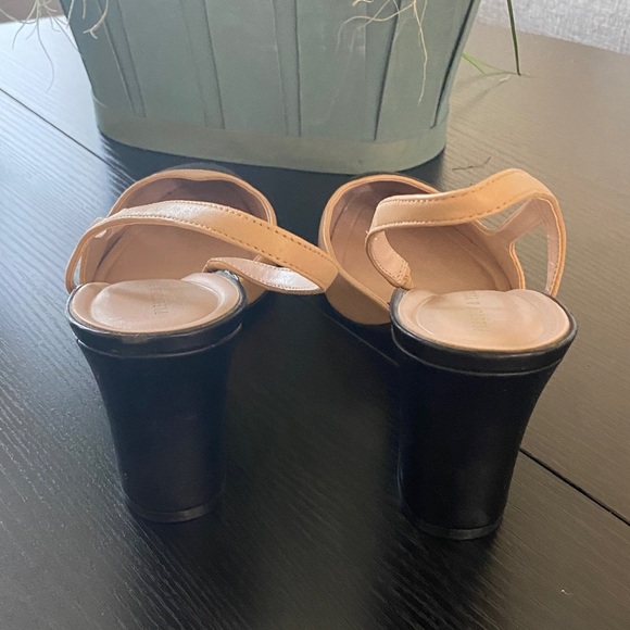 Preston & York Black and Tan Heels - Picture 3 of 6